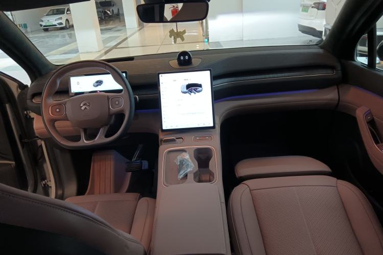 Used Nio EC6 2024 75 kWh