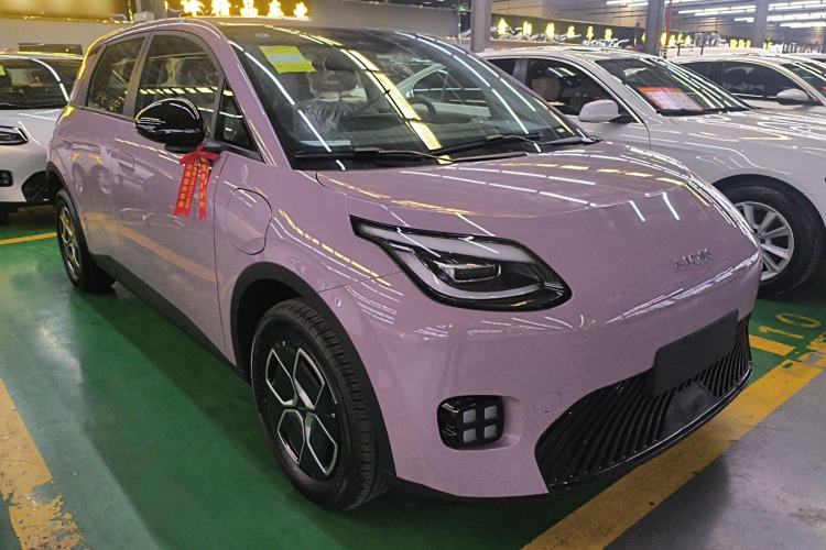 Used AION UT 2025 330 Starlight Edition
