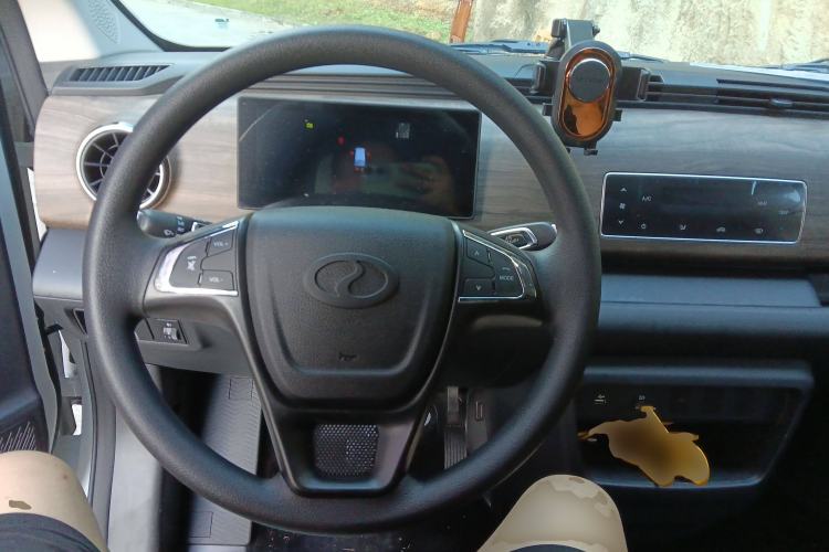 Used Ruichi EC75 2025 Model Passenger Vehicle Smart Driving Edition Pioneer I 41.5 kWh
