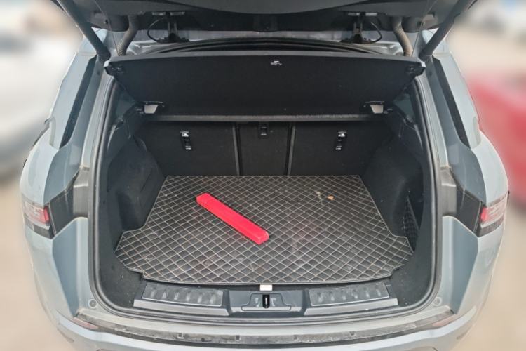 Used Land Rover Range Evoque 2020 249 PS R-DYNAMIC S Sport Edition Trunk