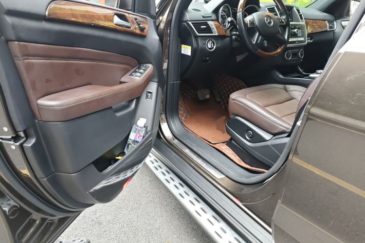 Used Mercedes-Benz M-Class  Driver Seat