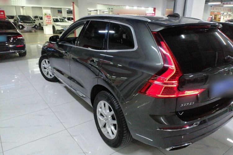 Used Volvo XC60 2021 T5 4x4 Smart Luxury Edition Rear Left 45 Deg
