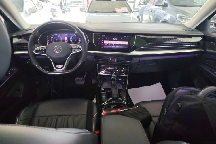 Used Volkswagen Passat 2022 330TSI Starry Luxury Edition
