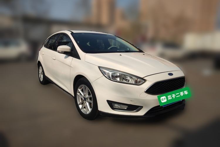 Used Ford Focus 2015 Hatchback 1.6L Automatic Fashion Edition
