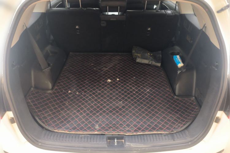 Used Kia Sorento 2015 Sorento L 2.4L Gasoline 4WD Elite Edition 7 Seats China IV Standard
