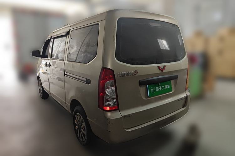 Used Wuling Rongguang 2014 1.2L S Base Model
