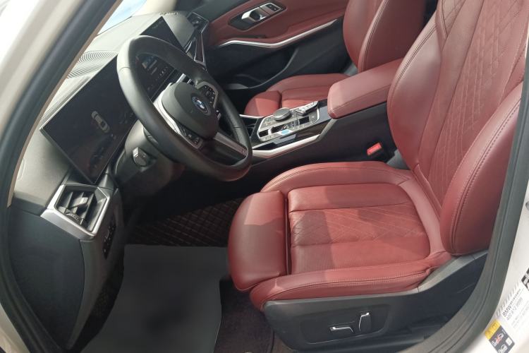 Used BMW i3 2022 eDrive 35 L Left Front Seat