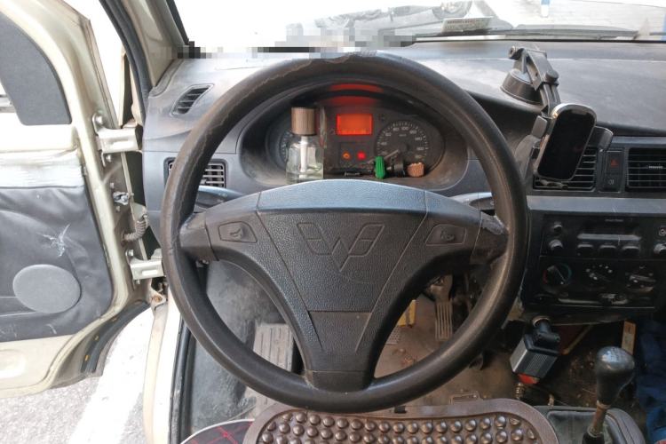 Used Wuling Rongguang 2012 1.5L Extended Basic Version
