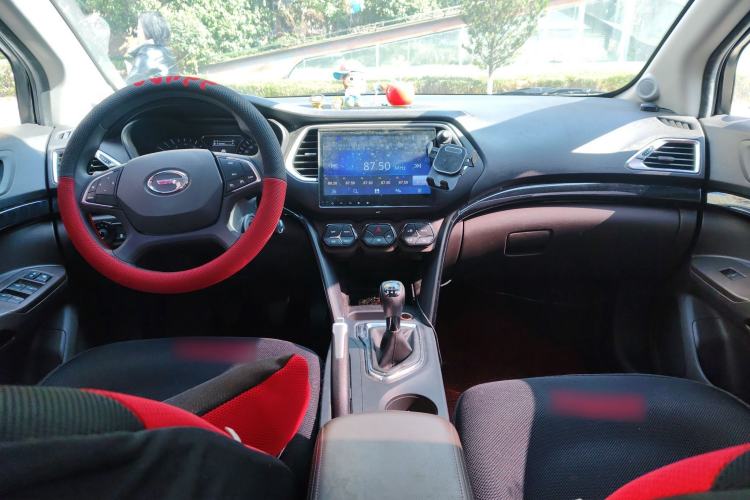 Used GAC Trumpchi GS4 2017 200T Manual Two-Wheel Drive Elite Edition
