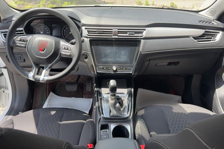 Used Roewe i5 2020 1.5L Automatic 4G Connected Linghao Edition
