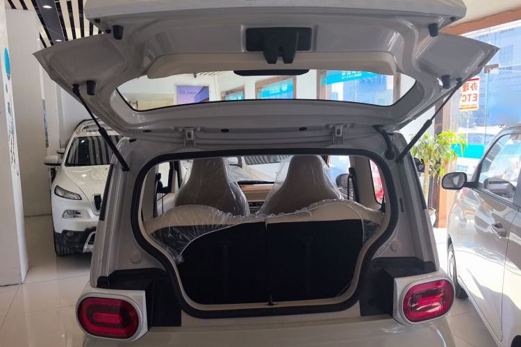 Used Wuling Hongguang MINIEV 2024 3rd Generation 215km Youth Edition
