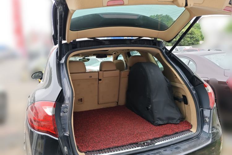 Used Porsche Cayenne 2011 Cayenne S Hybrid 3.0T Trunk