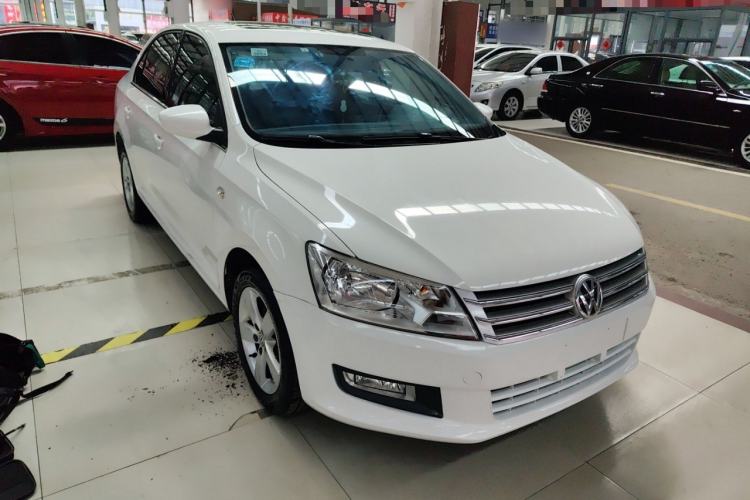 Used Volkswagen Santana 2015 1.6L Manual Comfort Edition