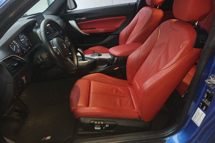 Used BMW 2 Series 2019 225i Luxury Model with M Sport Package Left Front Seat