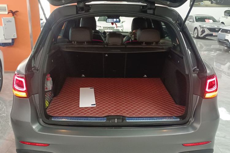 Used Mercedes-Benz GLC 2020 GLC 300 L 4MATIC Dynamic Edition
