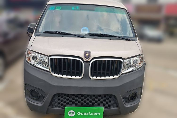 Used Jinbei Hiace X30 2020 1.5L Van Super-Enjoyment Model China VI Standard SWC15M
