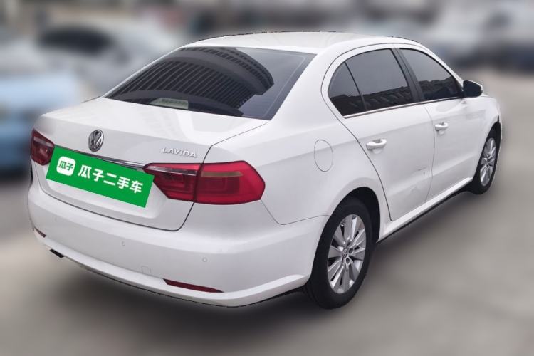 Used Volkswagen Lavida 2013 1.6L Automatic Comfort Edition
