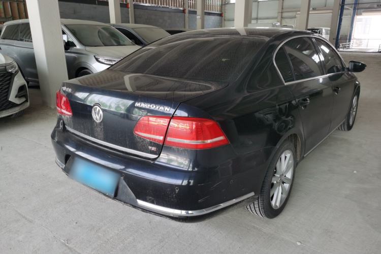 Used Volkswagen Magotan 2013 1.8TSI Prestige Model Rear Right 45 Deg