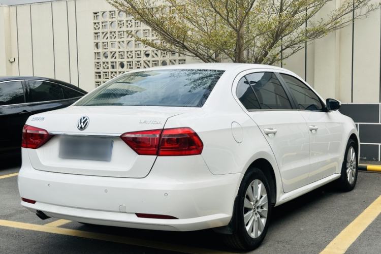 Used Volkswagen Lavida 2013 Restyled Classic 1.6L Automatic Comfort Edition Exterior 8