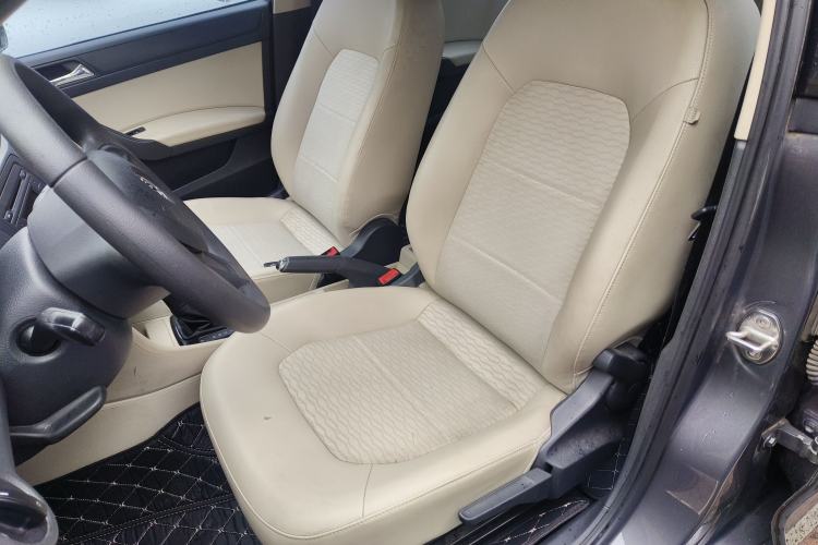 Used Skoda Rapid 2015 1.6L Automatic Smart Selection Model