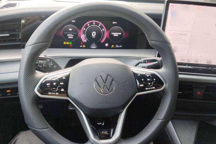 Used Volkswagen Tayron 2025 Tiguan L 380TSI 4Motion Luxury Steering Wheel