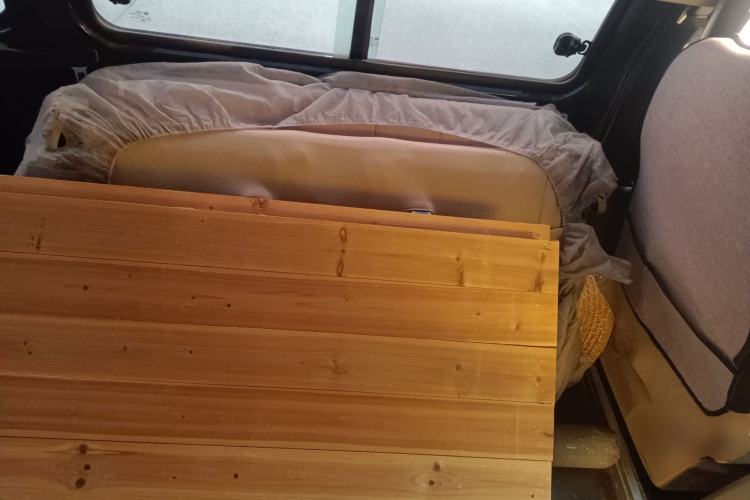 Used FORTHING Lingzhi 2024 M5L 1.5T Manual Base Model 7 Seats