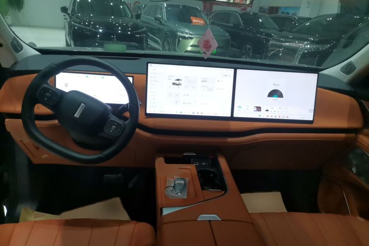 Used Wey Lanshan 2025 Four-Wheel Drive Max