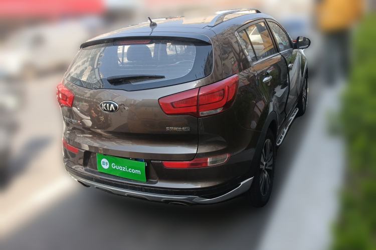 Used Kia Sportage R 2015 2.0L Automatic Two-Wheel Drive DLX Model Exterior 5