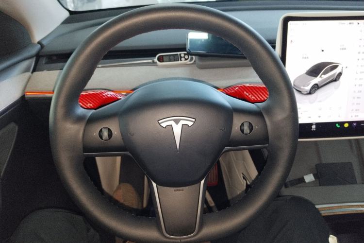 Used Tesla Model Y 2023 Rear-Wheel-Drive Version Steering Wheel