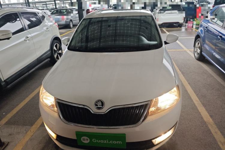 Used Skoda Rapid Spaceback 2016 Revised 1.6L Automatic Chuanxing Version Front