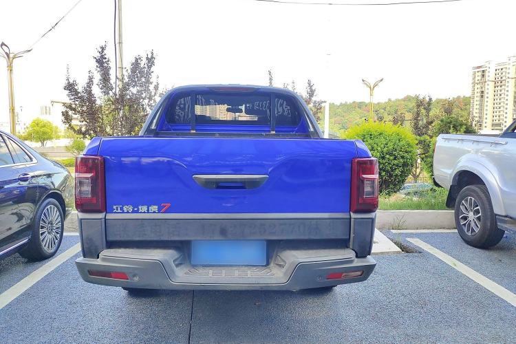 Used JMC Yuhu 7 2020 2.0T Diesel Automatic 2WD Comfort Edition Short Wheelbase China VI Emission Standard JX4D20A6L