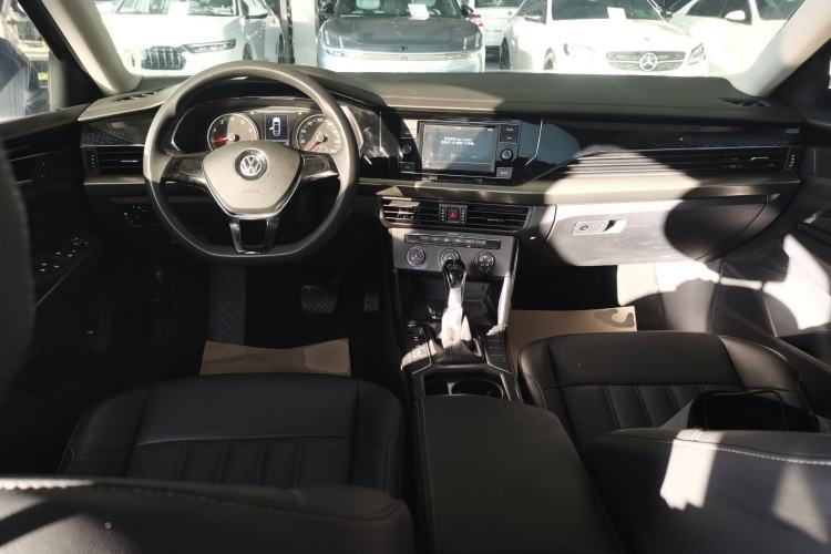 Used Volkswagen Passat 2019 280TSI Business Edition China VI
