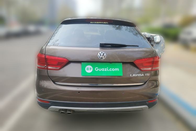 Used Volkswagen Cross Lavida 2014 1.4TSI DSG Rear