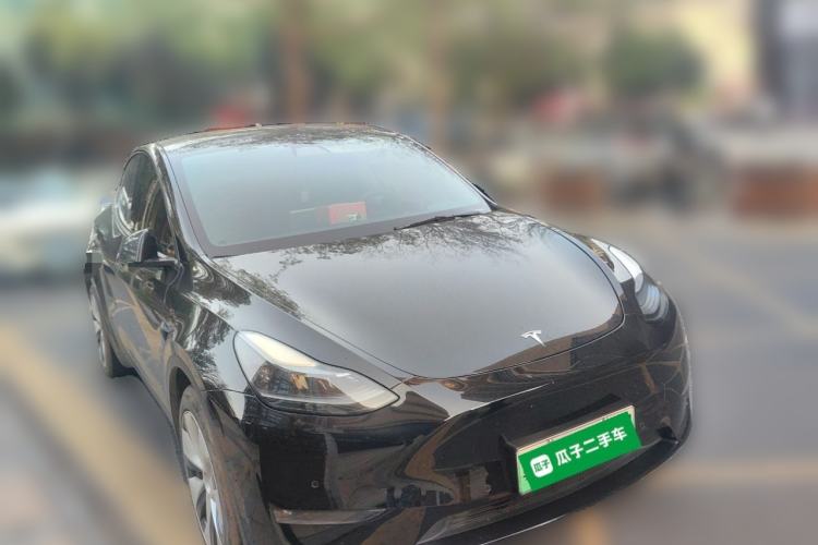 Used Tesla Model Y 2022 Long-Range All-Wheel-Drive Version