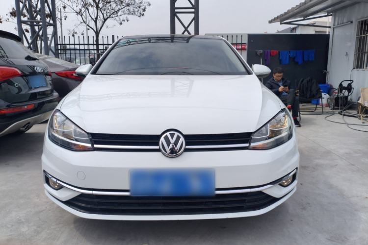 Used Volkswagen Golf 2020 200TSI DSG Comfortable and Ambitious Edition
