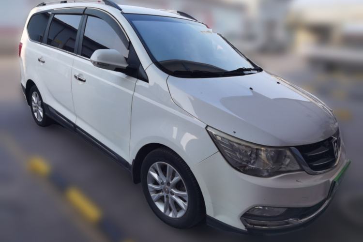 Used Baojun 730 2016 1.5T Manual Comfort Version 7 Seats