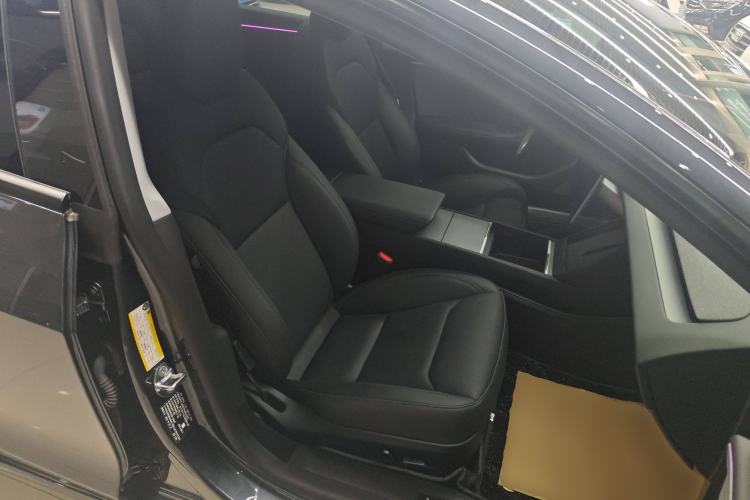 Used Tesla Model 3 2023 Rear-Wheel-Drive Version
