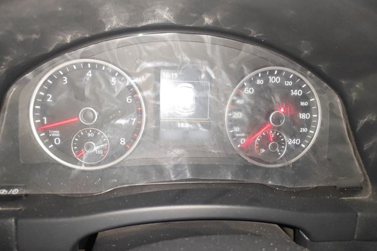 Used Volkswagen Tiguan 2015 1.8TSI Automatic Two-Wheel Drive Luxury Model Instrument Cluster