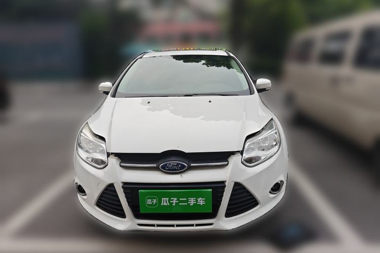 Used Ford Focus 2012 Sedan 1.6L Automatic Fashion Edition Front