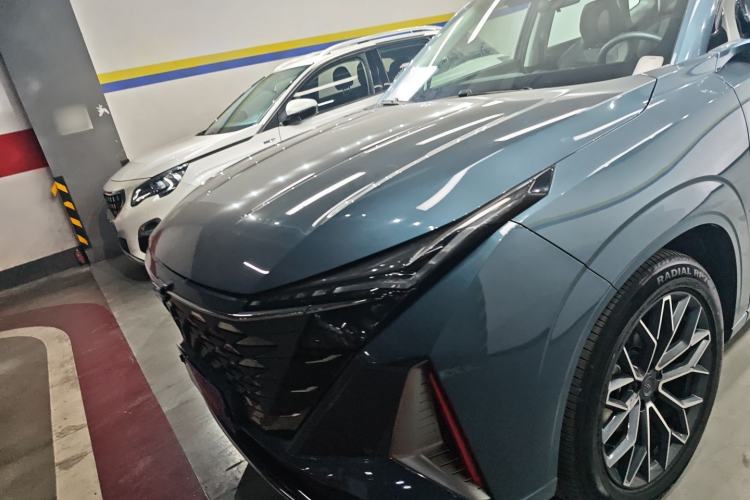 Used Oshan Z6 2023 Blue Whale 1.5T DCT Smart-Led City Edition
