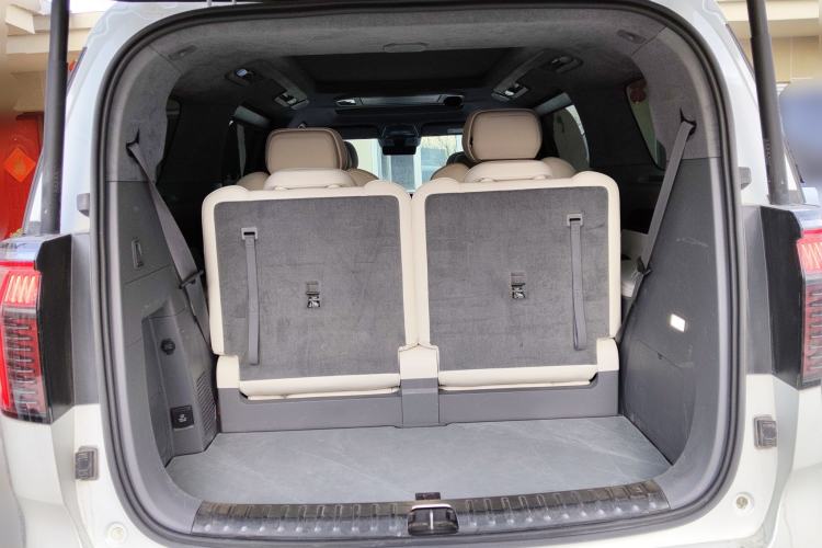 Used Zeekr 009 2024 Six-Seat Executive Version 4WD 108 kWh