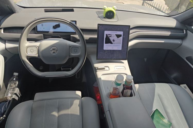 Used Nio ES8 2023 100kWh Signature Edition
