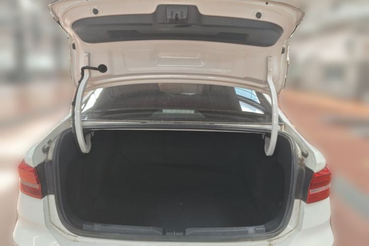 Used Volkswagen Lavida 2019 1.5L Automatic Vision Edition China VI Standard Trunk