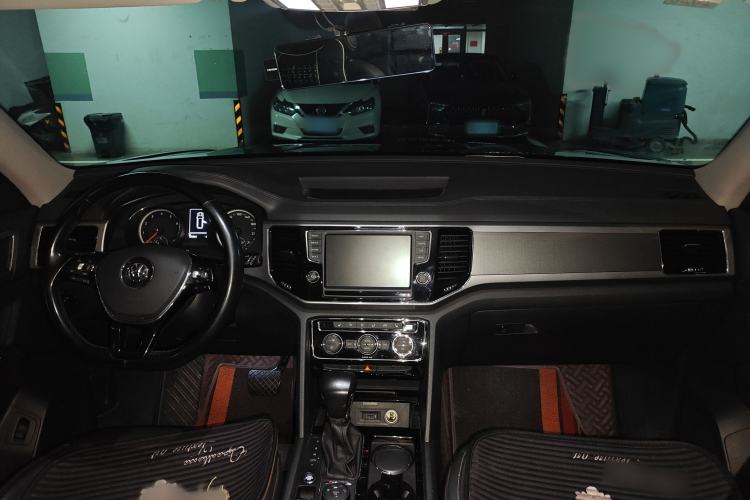 Used Volkswagen Teramont 2017 380TSI Four-Wheel Drive Luxury Edition Center Console