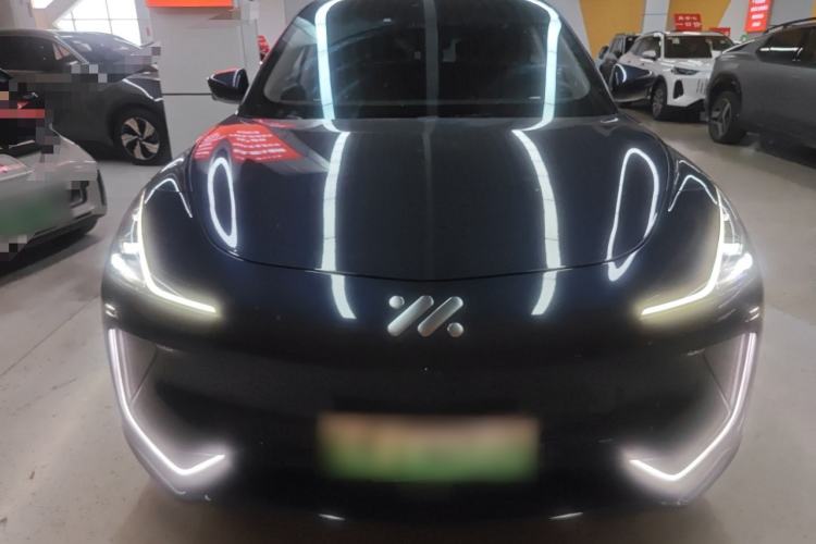 Used IM LS7 2023 100kWh Lux Rear-Drive Version Front