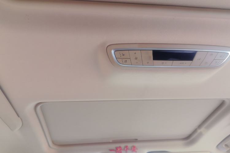 Used Buick GL8 2021 ES Landtrek 653T Luxury Model