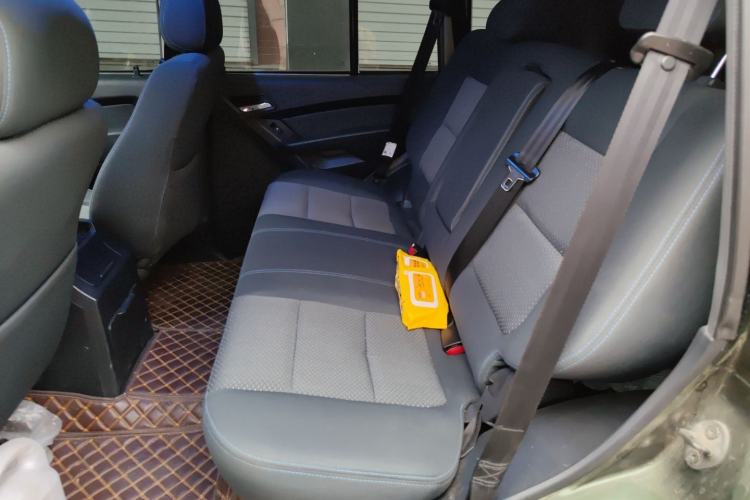 Used Leopaard Q6 2015 2.4L Manual Two-Wheel-Drive Elite Model