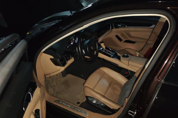 Used Porsche Panamera 2010 Panamera 4 3.6L Driver Seat