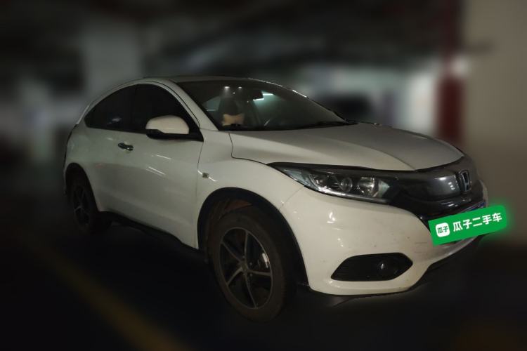 Used Honda Vezel 2020 1.5L CVT Pioneer Edition Front Right 45 Deg