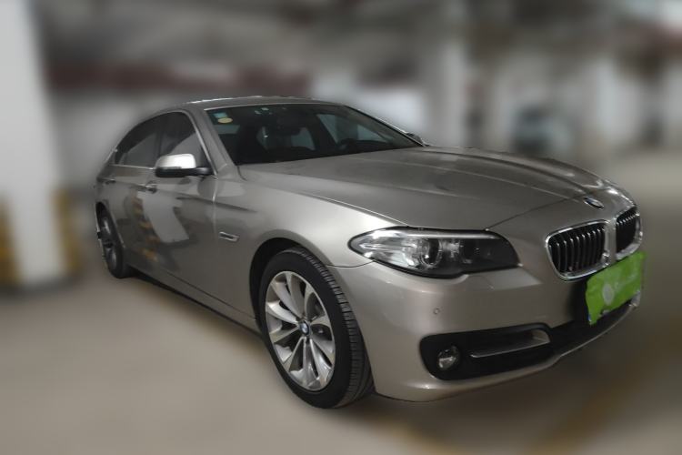 Used BMW 5 Series 2017 525Li Leading Model
